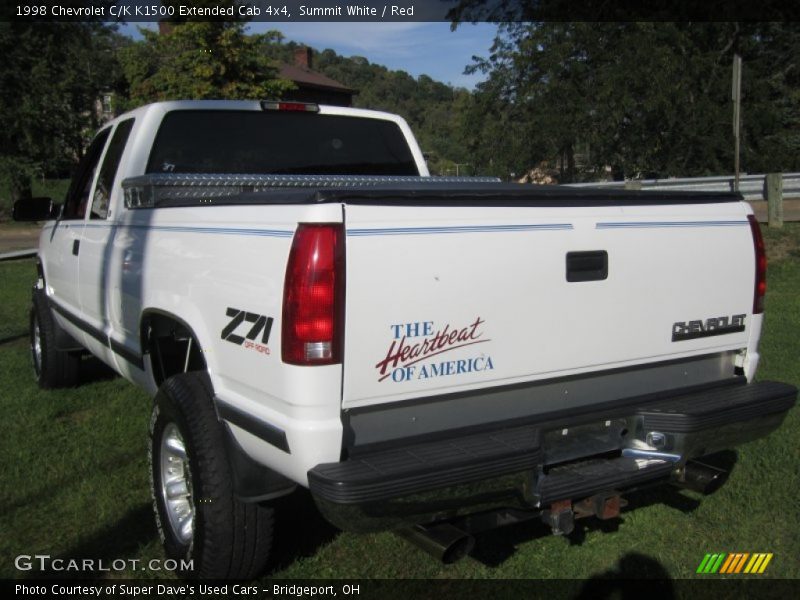 Summit White / Red 1998 Chevrolet C/K K1500 Extended Cab 4x4