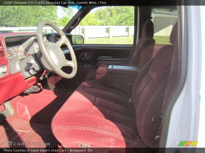 Summit White / Red 1998 Chevrolet C/K K1500 Extended Cab 4x4