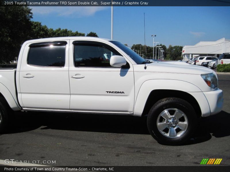 Super White / Graphite Gray 2005 Toyota Tacoma PreRunner TRD Sport Double Cab