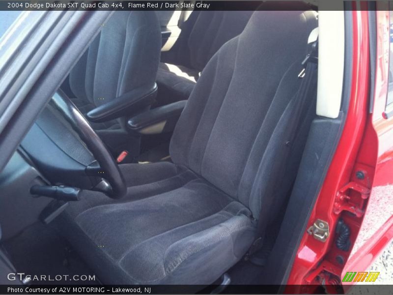 Flame Red / Dark Slate Gray 2004 Dodge Dakota SXT Quad Cab 4x4