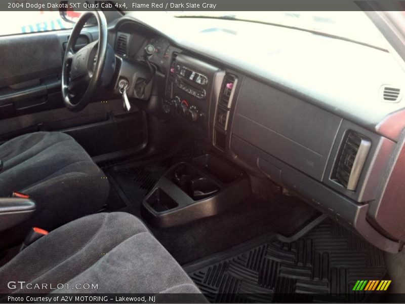 Flame Red / Dark Slate Gray 2004 Dodge Dakota SXT Quad Cab 4x4