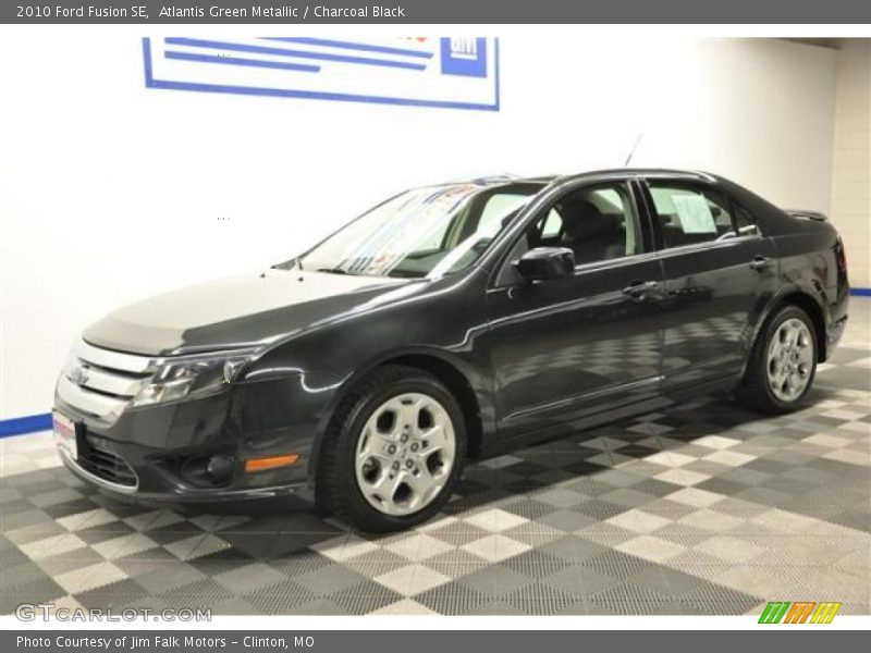 Atlantis Green Metallic / Charcoal Black 2010 Ford Fusion SE