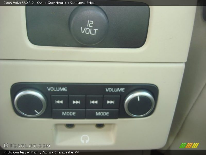 Oyster Gray Metallic / Sandstone Beige 2009 Volvo S80 3.2