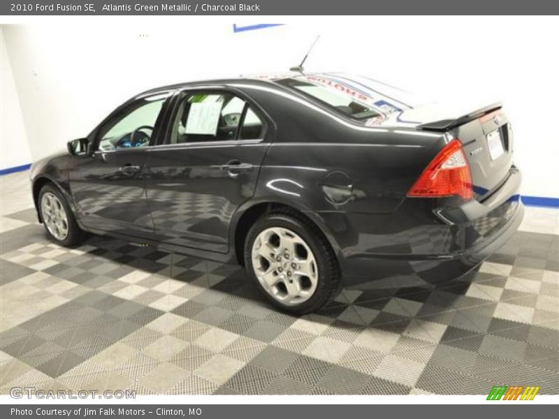 Atlantis Green Metallic / Charcoal Black 2010 Ford Fusion SE
