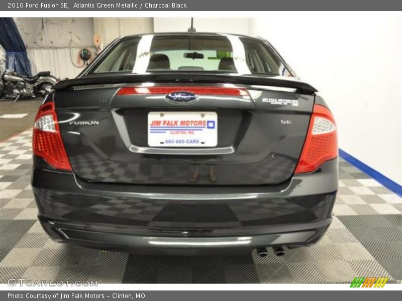 Atlantis Green Metallic / Charcoal Black 2010 Ford Fusion SE