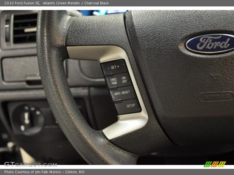 Atlantis Green Metallic / Charcoal Black 2010 Ford Fusion SE