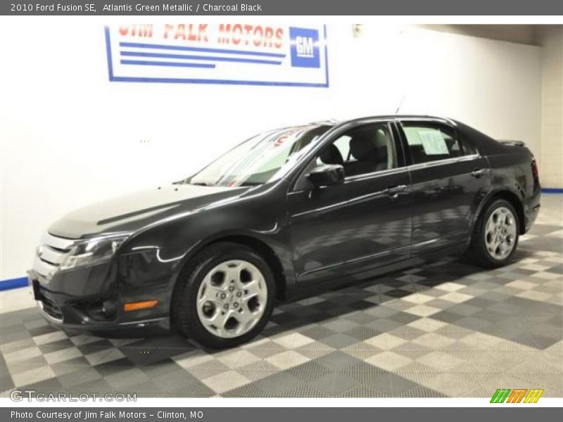 Atlantis Green Metallic / Charcoal Black 2010 Ford Fusion SE