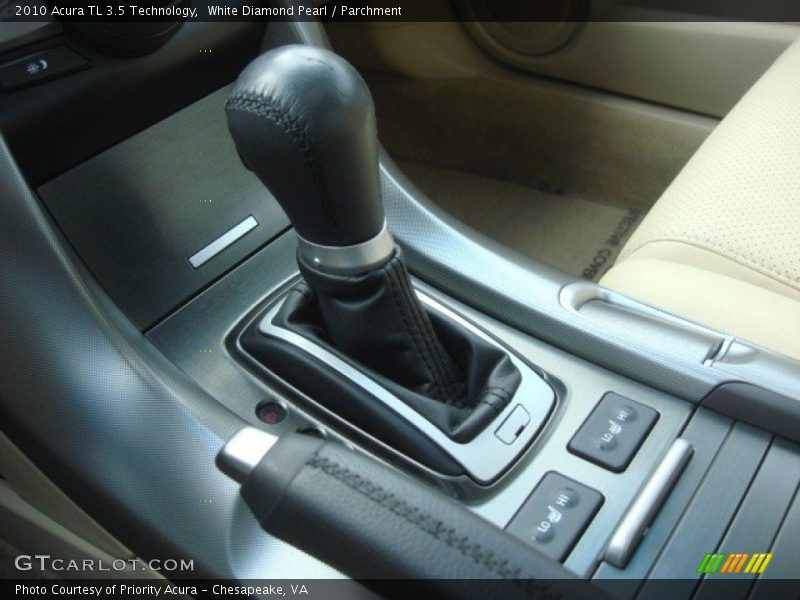 White Diamond Pearl / Parchment 2010 Acura TL 3.5 Technology