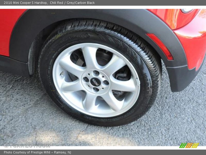Chili Red / Grey/Carbon Black 2010 Mini Cooper S Hardtop