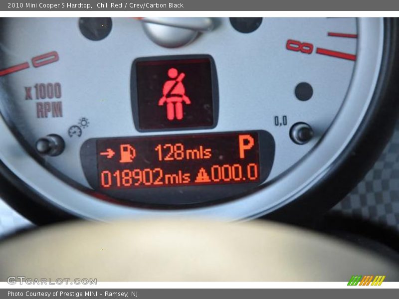 Chili Red / Grey/Carbon Black 2010 Mini Cooper S Hardtop