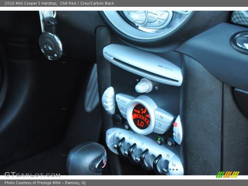 Chili Red / Grey/Carbon Black 2010 Mini Cooper S Hardtop