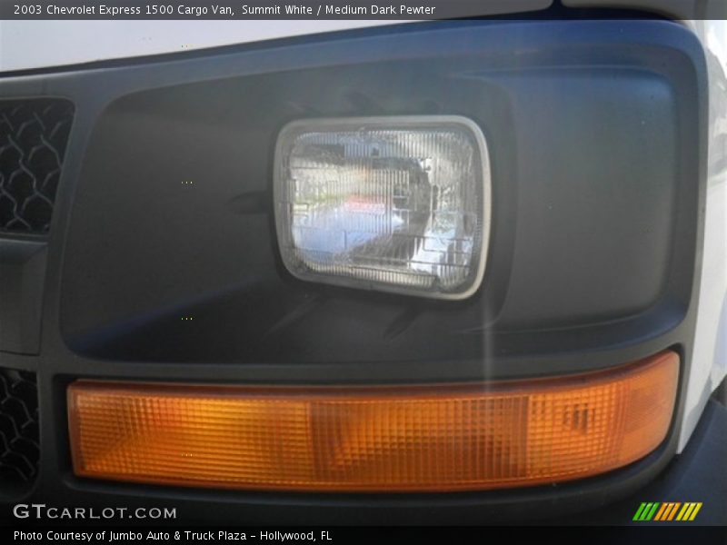Summit White / Medium Dark Pewter 2003 Chevrolet Express 1500 Cargo Van