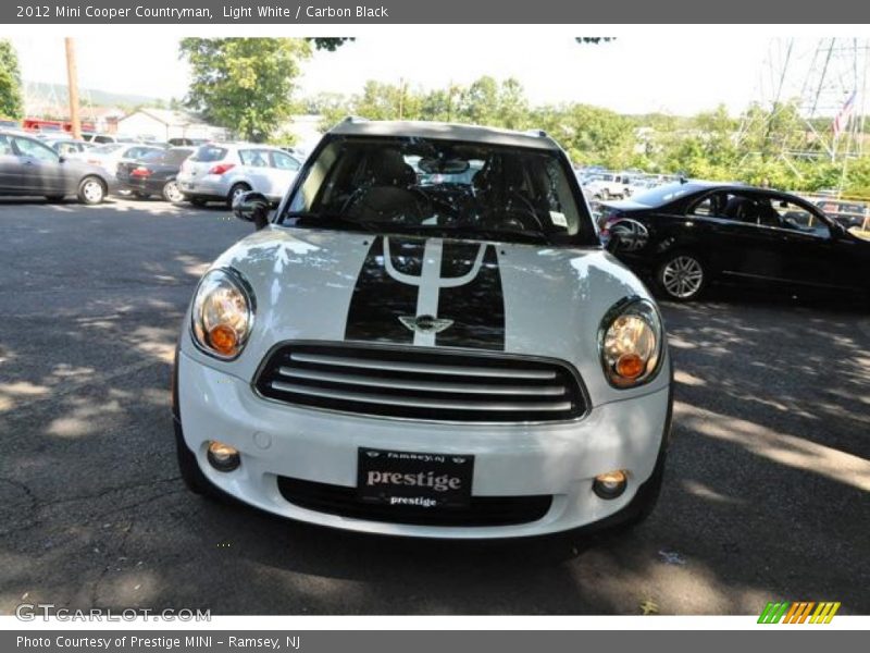 Light White / Carbon Black 2012 Mini Cooper Countryman
