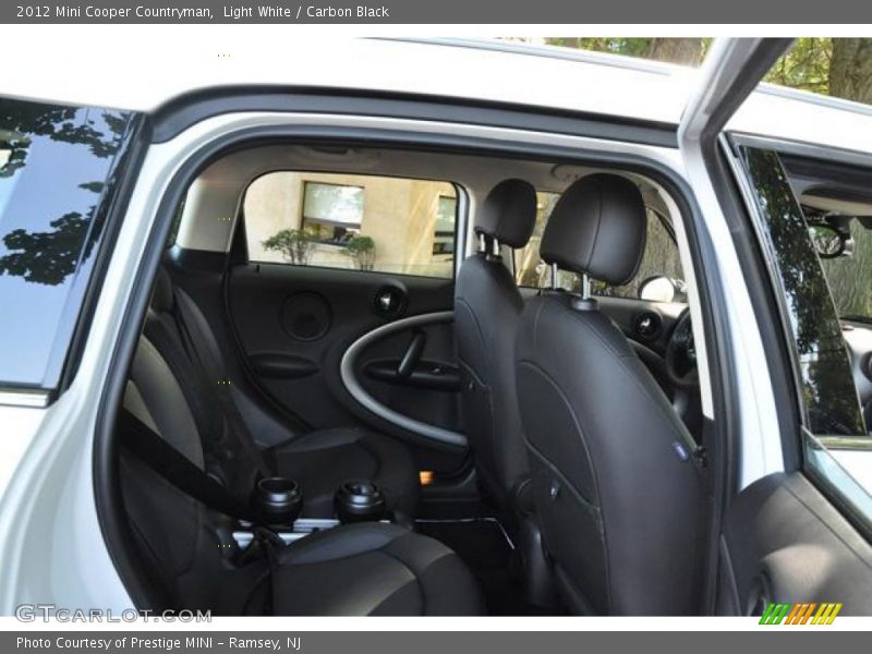 Light White / Carbon Black 2012 Mini Cooper Countryman