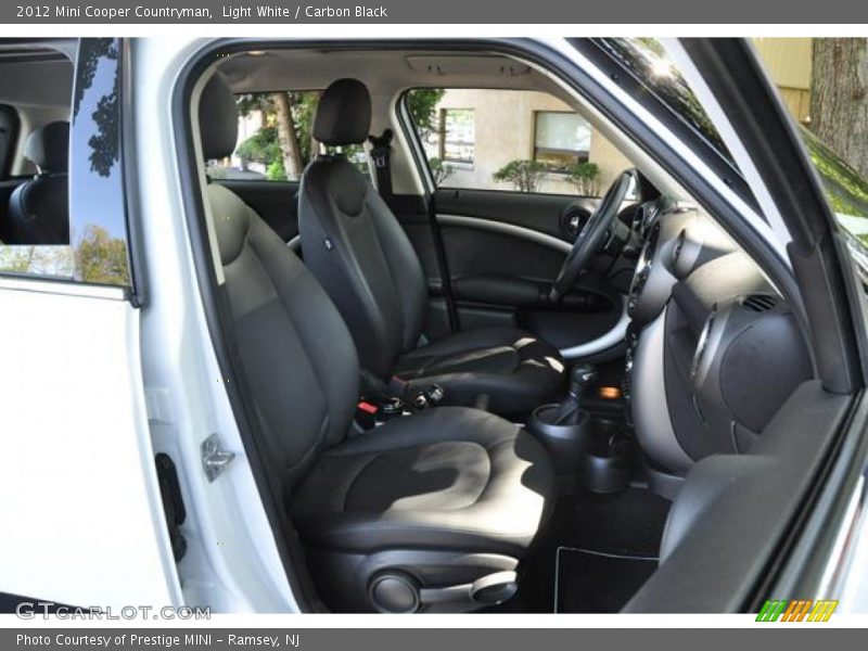 Light White / Carbon Black 2012 Mini Cooper Countryman