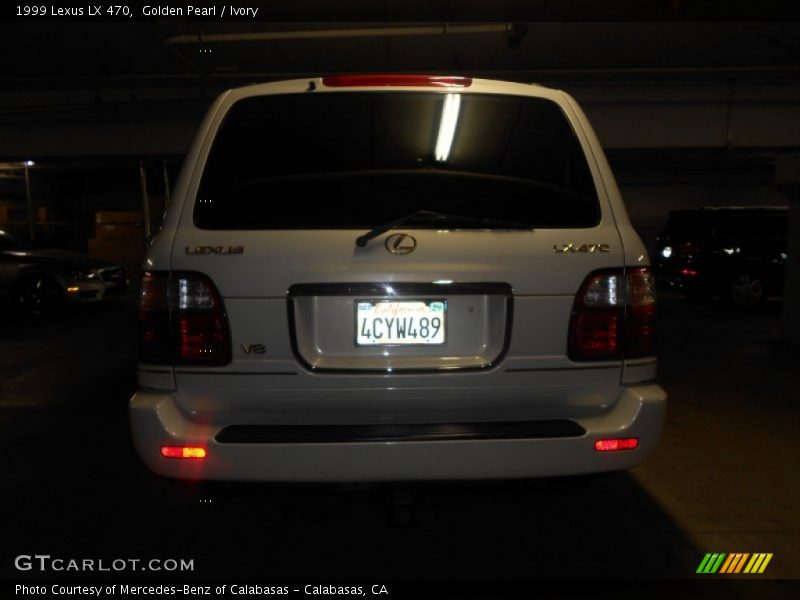 Golden Pearl / Ivory 1999 Lexus LX 470
