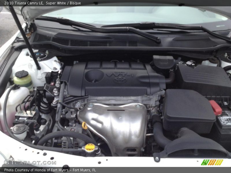 Super White / Bisque 2010 Toyota Camry LE