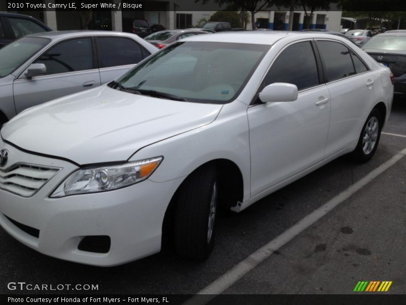 Super White / Bisque 2010 Toyota Camry LE
