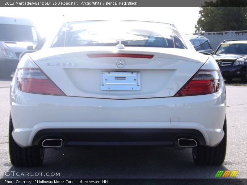 Arctic White / Bengal Red/Black 2013 Mercedes-Benz SLK 250 Roadster