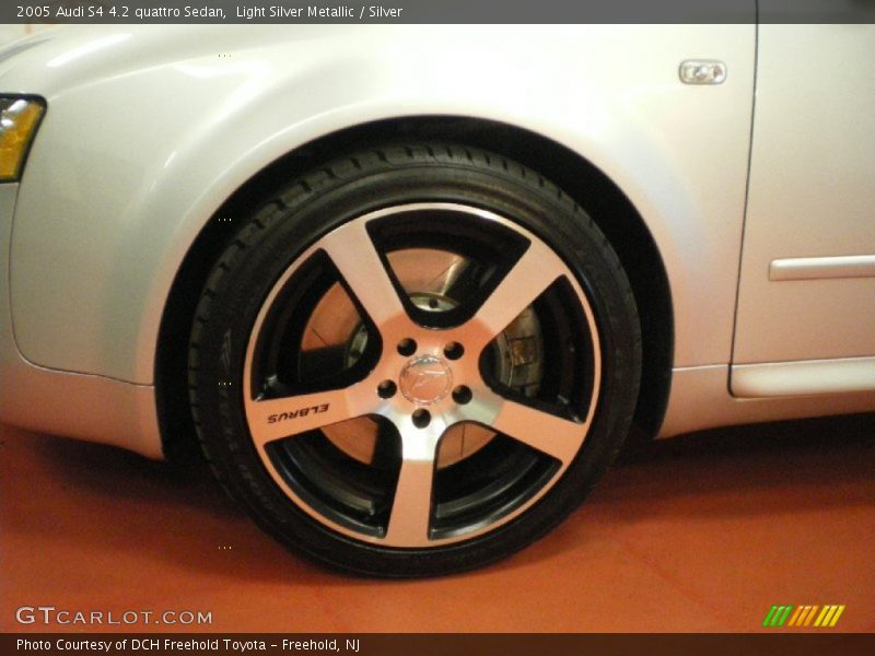 Custom Wheels of 2005 S4 4.2 quattro Sedan
