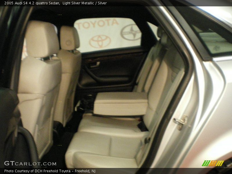 Light Silver Metallic / Silver 2005 Audi S4 4.2 quattro Sedan