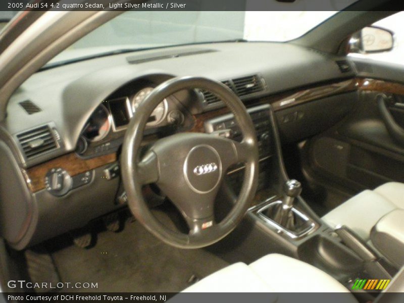 Light Silver Metallic / Silver 2005 Audi S4 4.2 quattro Sedan