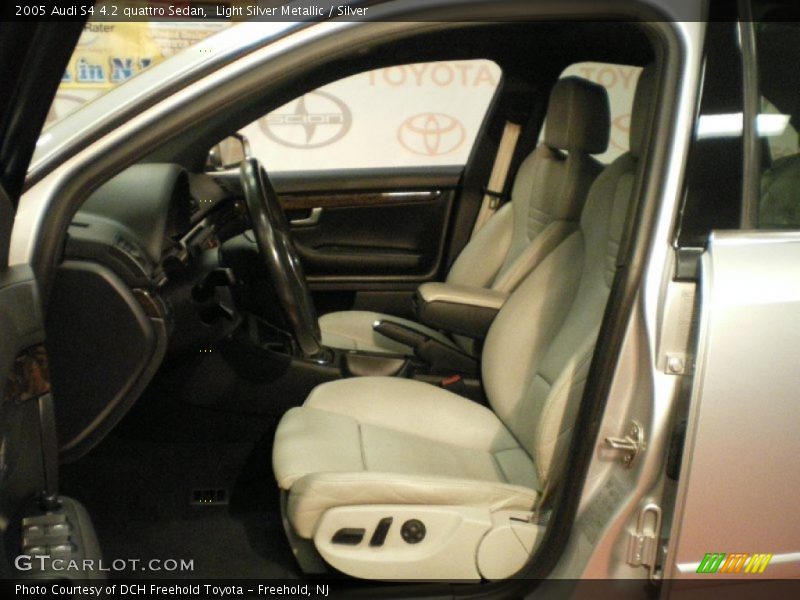 Light Silver Metallic / Silver 2005 Audi S4 4.2 quattro Sedan