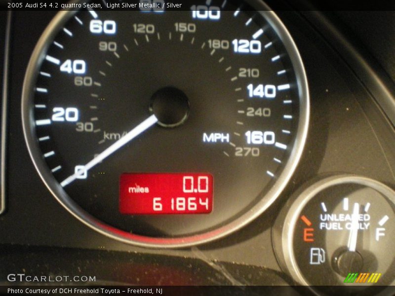 Light Silver Metallic / Silver 2005 Audi S4 4.2 quattro Sedan