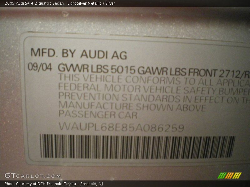 Light Silver Metallic / Silver 2005 Audi S4 4.2 quattro Sedan