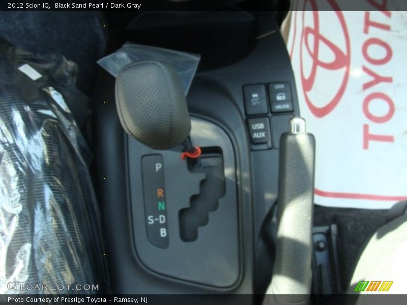 Black Sand Pearl / Dark Gray 2012 Scion iQ