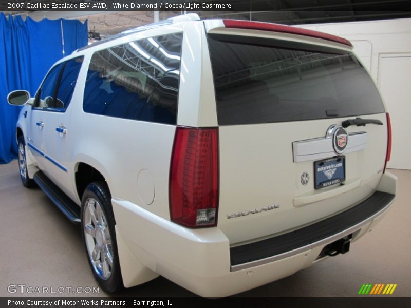 White Diamond / Cocoa/Light Cashmere 2007 Cadillac Escalade ESV AWD