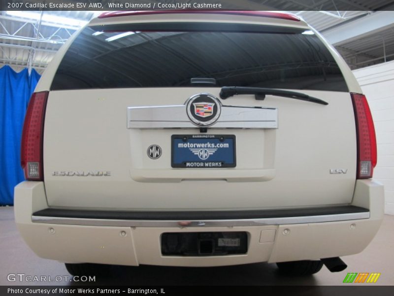 White Diamond / Cocoa/Light Cashmere 2007 Cadillac Escalade ESV AWD