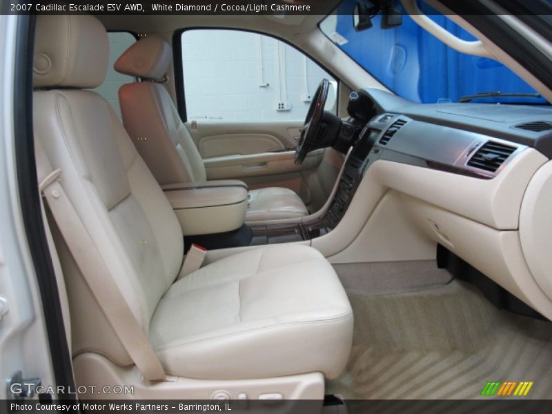 White Diamond / Cocoa/Light Cashmere 2007 Cadillac Escalade ESV AWD