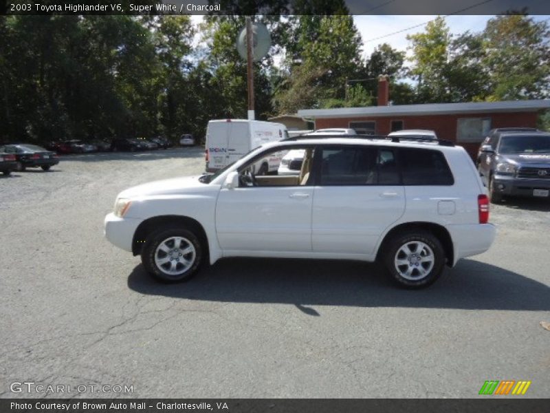 Super White / Charcoal 2003 Toyota Highlander V6