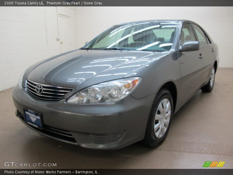 Phantom Gray Pearl / Stone Gray 2006 Toyota Camry LE