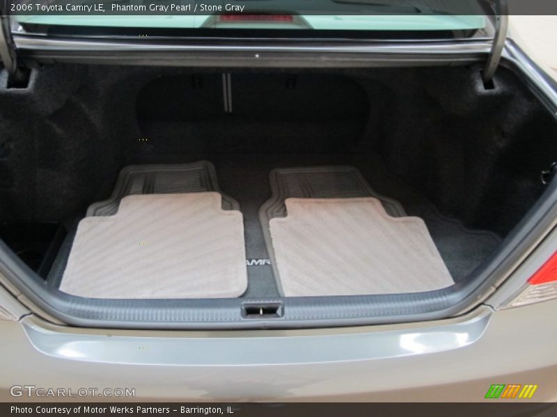 2006 Camry LE Trunk