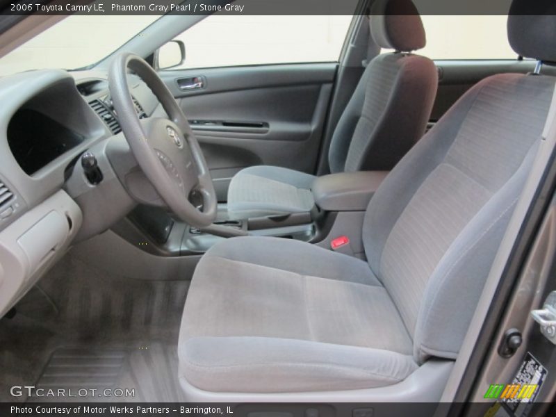  2006 Camry LE Stone Gray Interior