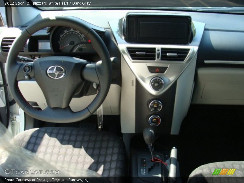 Blizzard White Pearl / Dark Gray 2012 Scion iQ