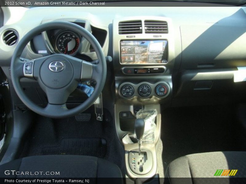 Amazon Green Metallic / Dark Charcoal 2012 Scion xD