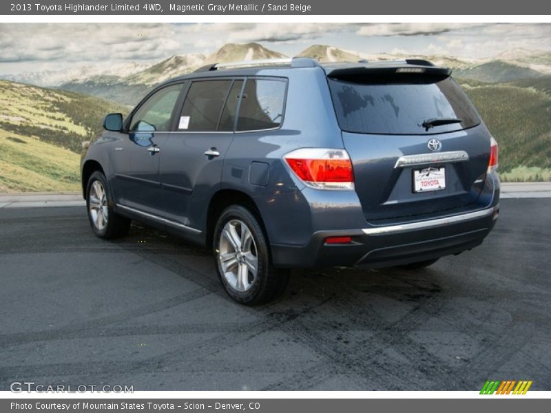 Magnetic Gray Metallic / Sand Beige 2013 Toyota Highlander Limited 4WD