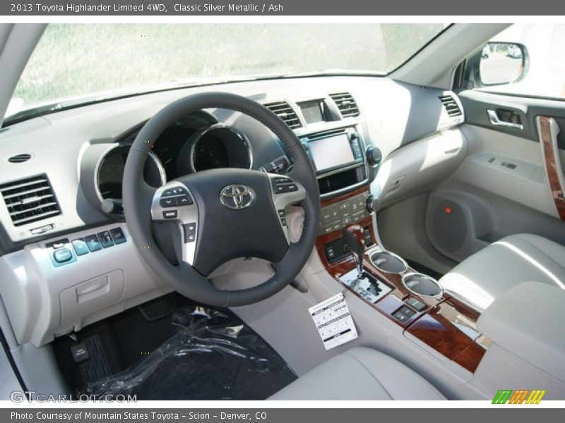 Classic Silver Metallic / Ash 2013 Toyota Highlander Limited 4WD