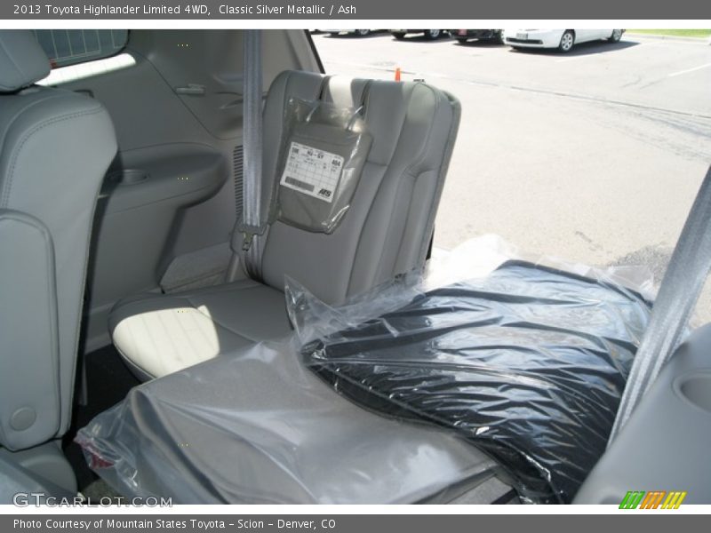 Classic Silver Metallic / Ash 2013 Toyota Highlander Limited 4WD