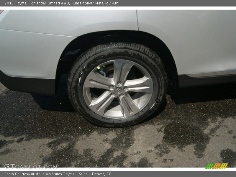 Classic Silver Metallic / Ash 2013 Toyota Highlander Limited 4WD