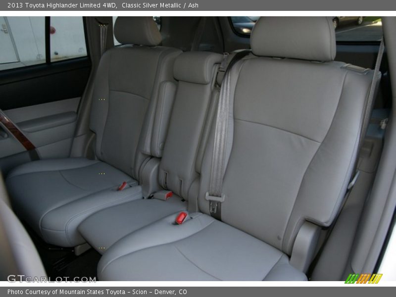 Classic Silver Metallic / Ash 2013 Toyota Highlander Limited 4WD