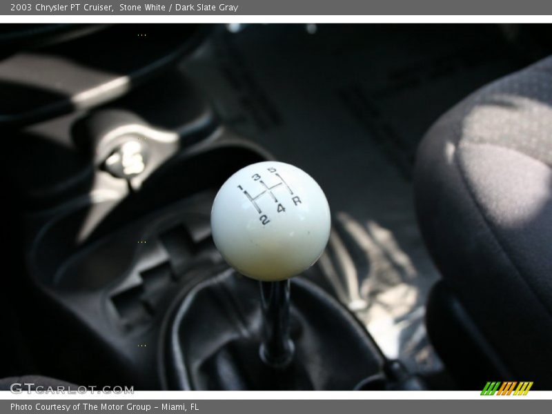 Stone White / Dark Slate Gray 2003 Chrysler PT Cruiser