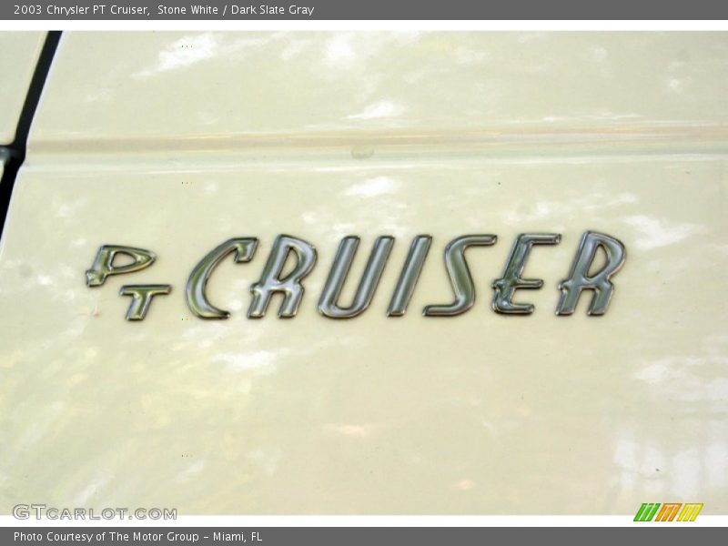 Stone White / Dark Slate Gray 2003 Chrysler PT Cruiser