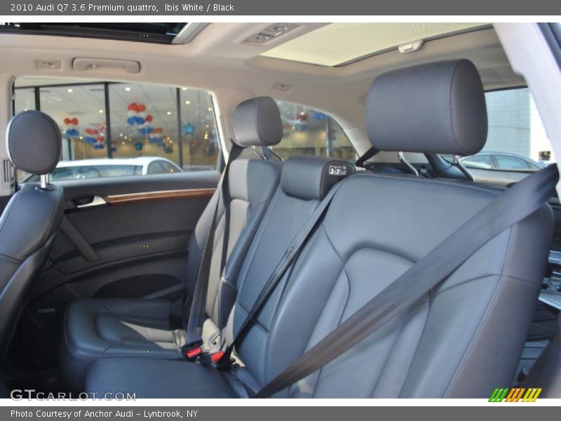 Ibis White / Black 2010 Audi Q7 3.6 Premium quattro