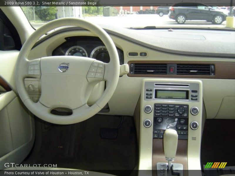 Silver Metallic / Sandstone Beige 2009 Volvo S80 3.2