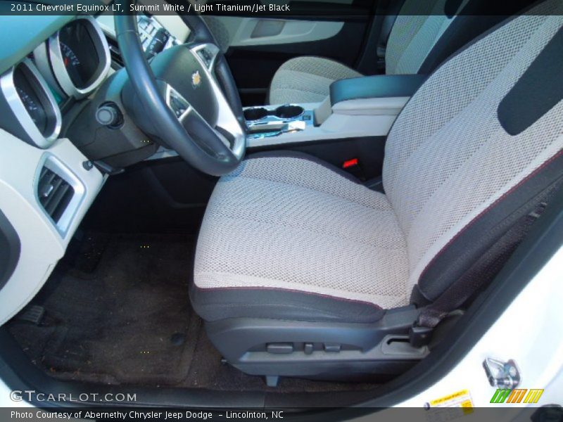 Summit White / Light Titanium/Jet Black 2011 Chevrolet Equinox LT