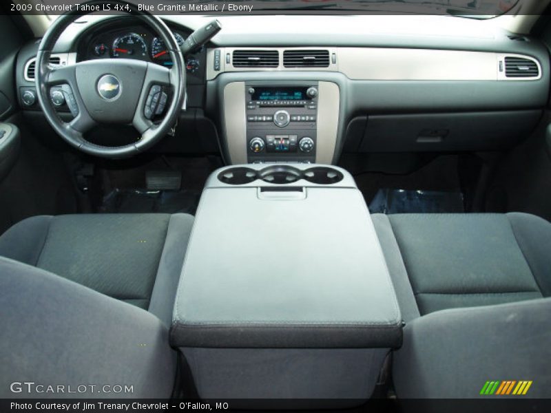Dashboard of 2009 Tahoe LS 4x4
